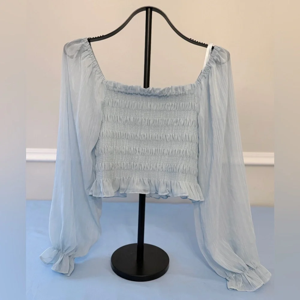 Shop the Cue Moon Mist Blue Smocked Off the Shoulder Crop Top Size Small NWT - Picture 3 of 10